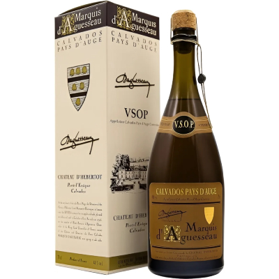 Кальвадос Marquis d'Aguesseau VSOP 4 ans (gift box)