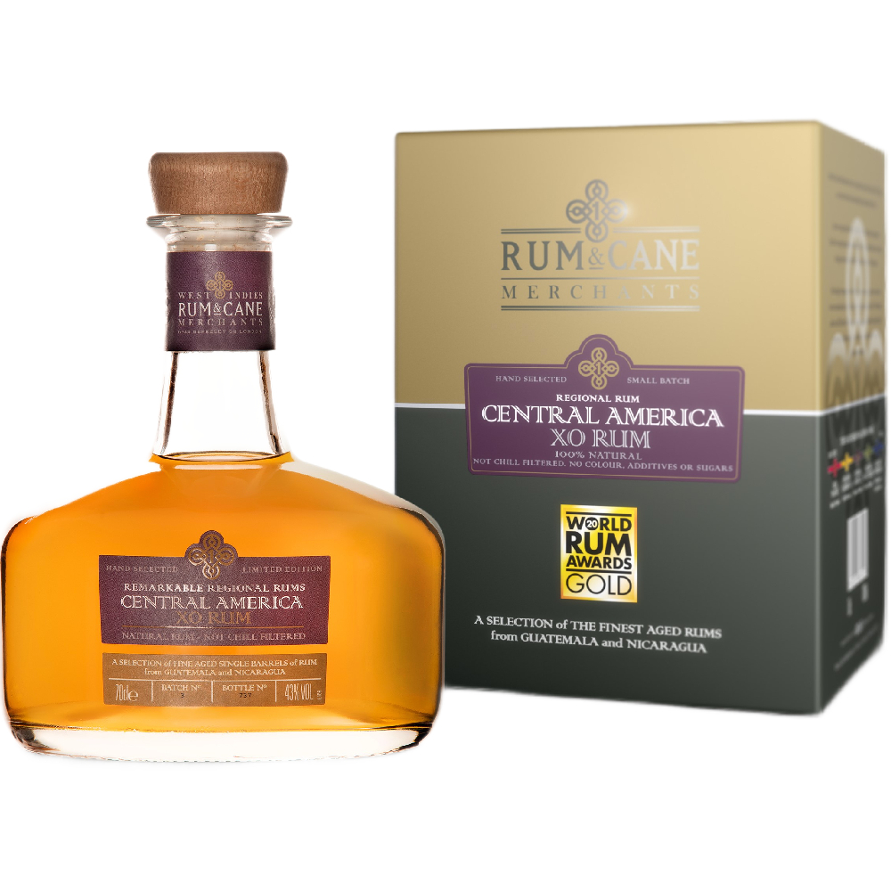 Купажированный ром Crucial Drinks Central America XO (gift box)