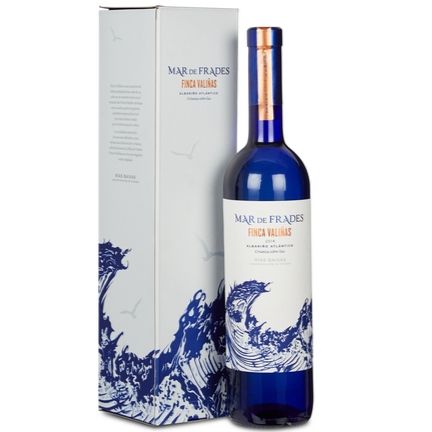 Вино Mar de Frades Finca Valiñas Albariño Atlantico Crianza Sobre Lías (gift box)