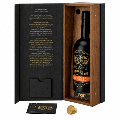 Односолодовый виски The Sleeping Cask Dailuaine 16 YO (gift box)