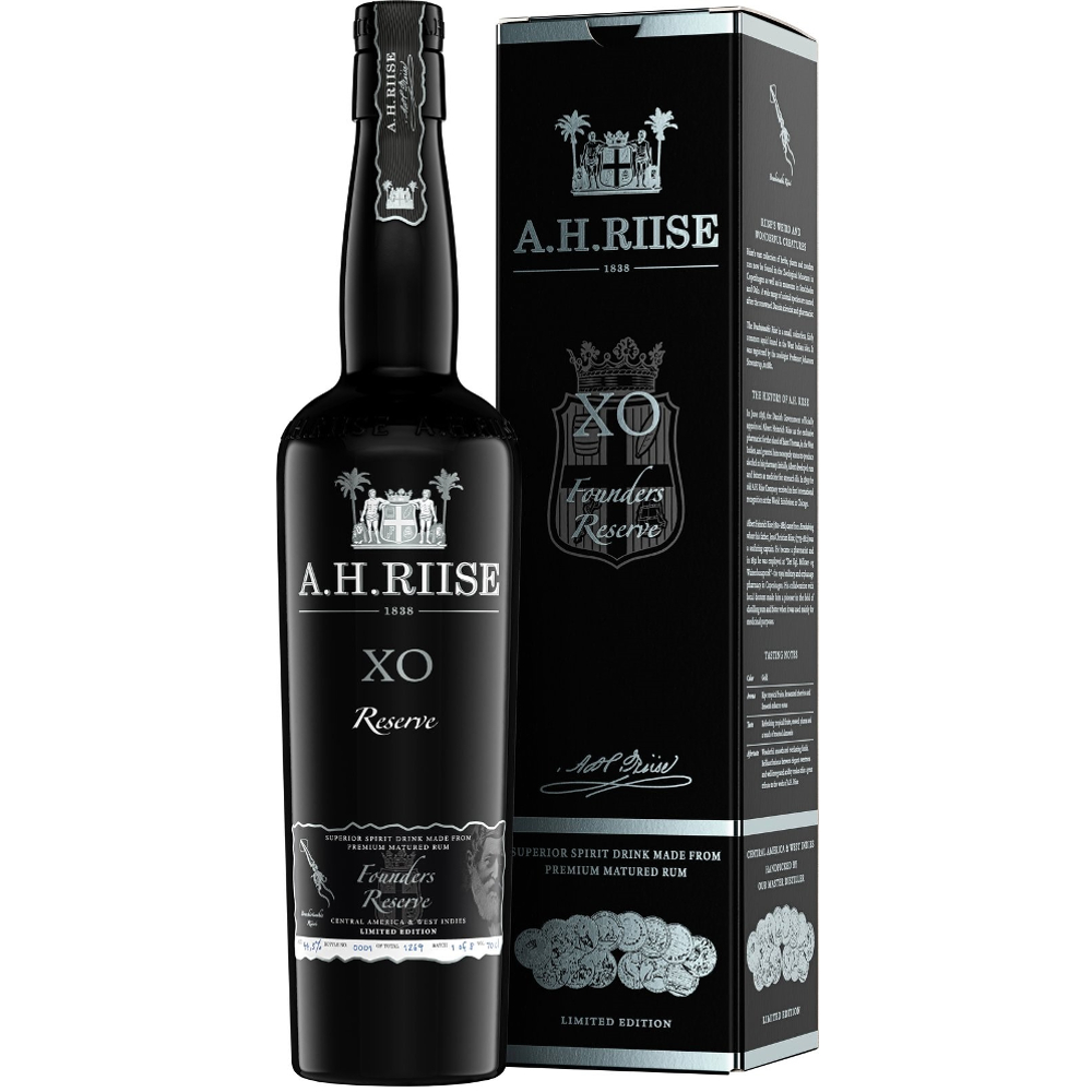 Ром A.H. Riise Founders Reserve (gift box)