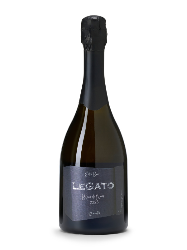 Игристое вино LeGato Blanc de Noirs Extra Bruts