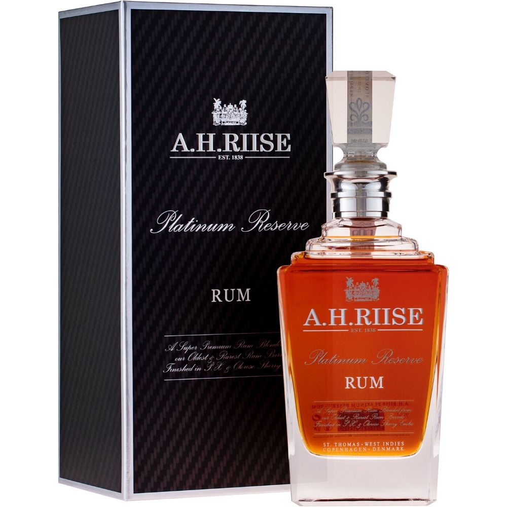 Ром A.H. Riise Platinum Reserve (gift box)