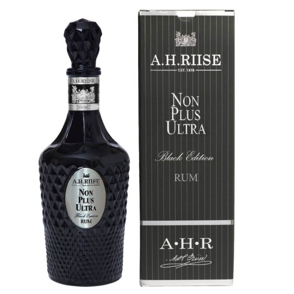 Ром A.H. Riise Non Plus Ultra Black Edition (gift box)